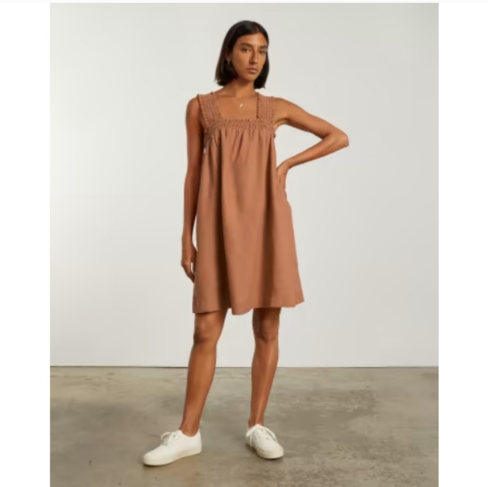 Everlane Tan Smocked Linen Dress 100% Linen